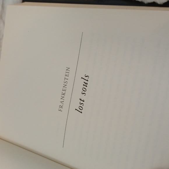 Frankenstein Lost Souls by Dean Koontz - Picture 5 of 8